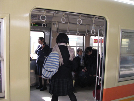 IMG_2585-電車の中.JPG