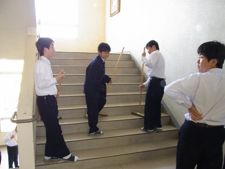 階段掃除.JPG