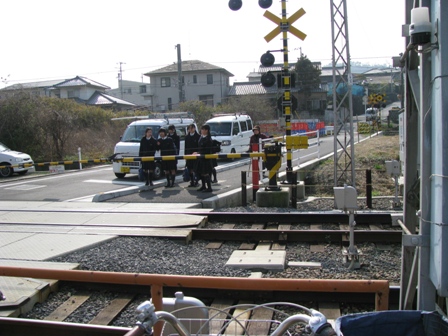 IMG_2590-踏み切り.JPG