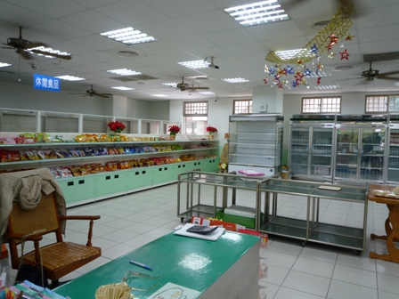 P1000978校内売店.JPG